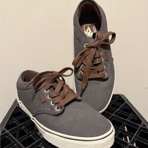 NWOT Vans Men's size 7 Atwood Gray Canvas Low-top Lace-up Skate Sneakers Shoes